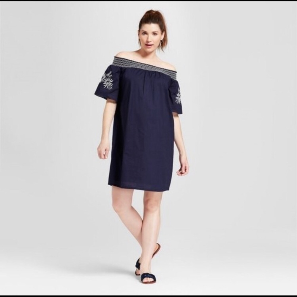 Isabel Maternity by Ingrid & Isabel navy dress